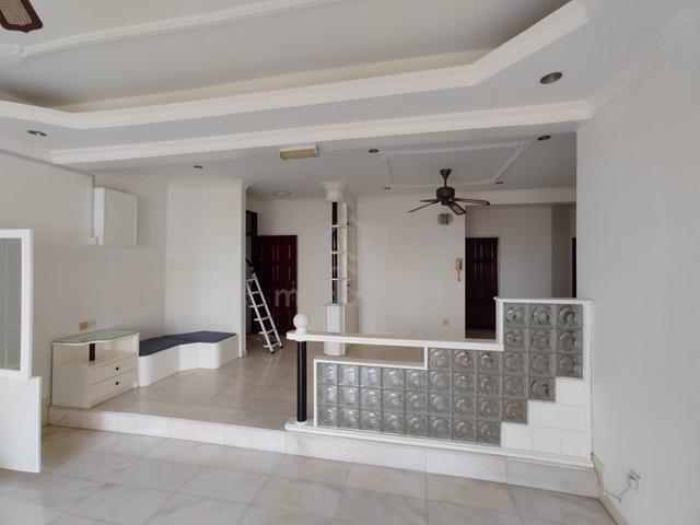 Taman Festival 1