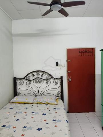 Master Bedroom with Toilet for Rent (Kepayan Housing-Kota Kinabalu) 1