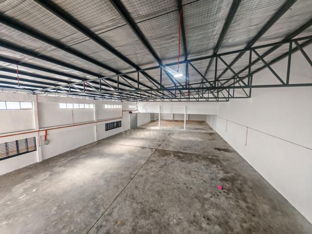 Desa Cemerlang Semi D Factory 1.5storey 80x205 Hights 7m 200amp Cctv 1