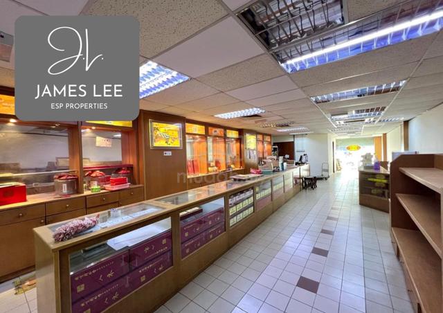 2.5 Storey Commercial Building 7000sf Lebuh Campbell Georgetown Rare 1