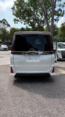 2021 Toyota NOAH 2.0 SI (A) - 2