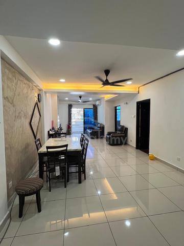Pasir Mutiara Condominium 1