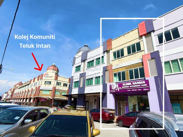 3 Storey Shop Lot - Taman Intannova Teluk Intan FOR SALE 1
