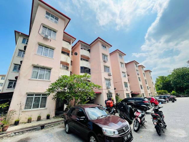 Sri Raya Apartment 1