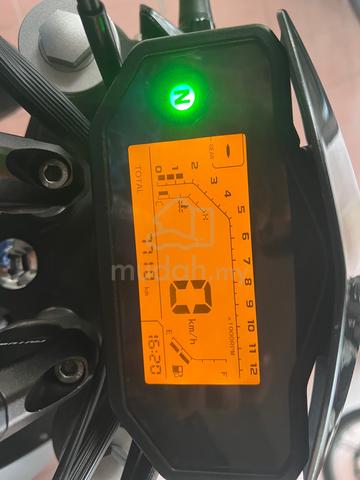 Benelli 150S Tahun 2022 Condition Tip Top !!! - photo 2 of 9