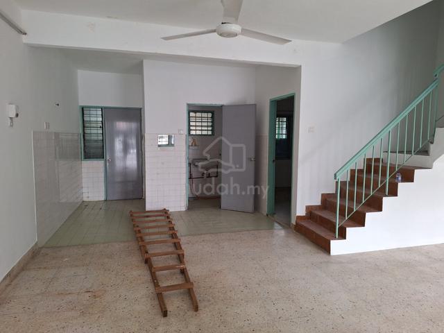 4R3B Double Storey Terrace House Lembah Maju @ Ampang For Sale 1