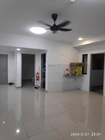Avia Plus, Bandar Country Homes 1