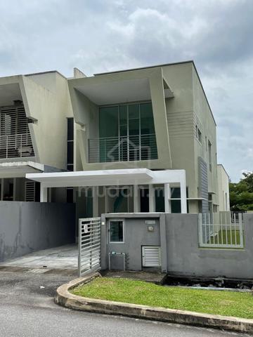 2 STOREY TERRACE ENDLOT 10sf Land PARAGON 93 @ LEP3 LESTARI PUTRA 1