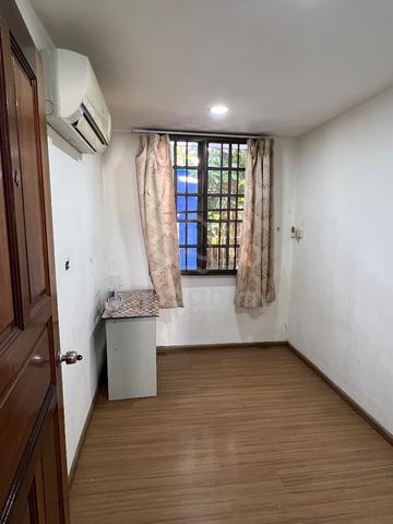 Taman Bintang Double Storey Terrace For Rent 5