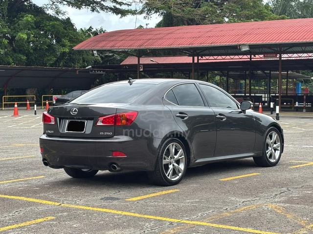 2010 Lexus IS250 2.5 (A) - 2