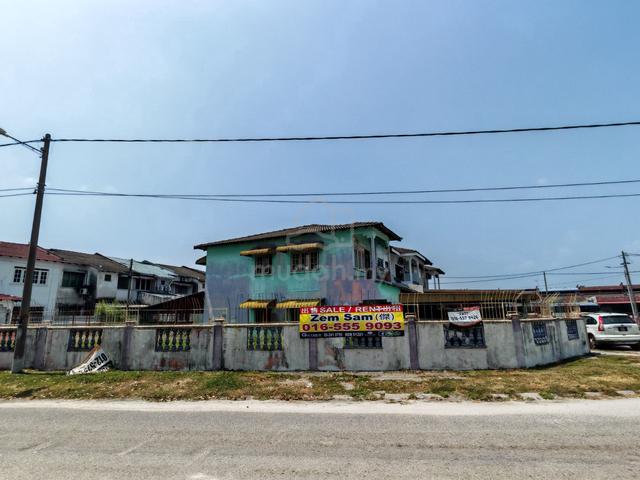 Station 18 2 sty corner house for sale 1