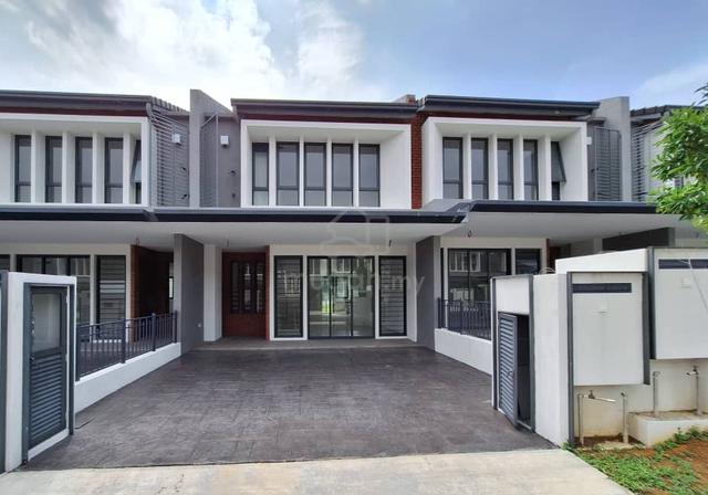 DIRECT OWNER Elmina East Ilham Residence 2 Storey Terrace Shah Alam 1