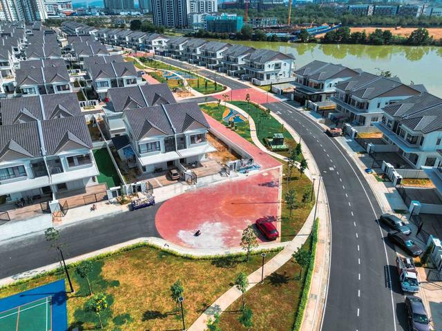 MURAH 2 Storey SEMI D CORNER Sejati Lakeside 2 Cyberjaya For Sale !! 1