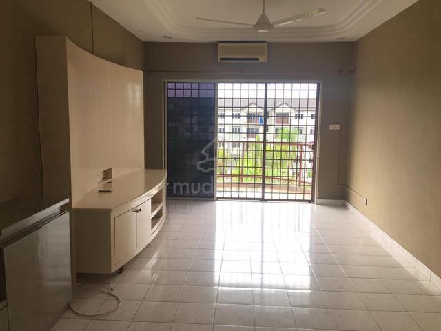 Selesa Puteri Condominium 1