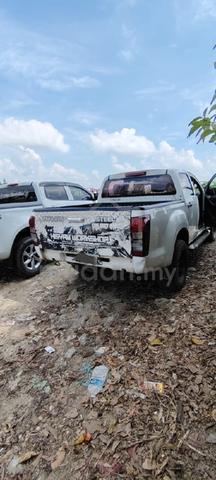 2014 Isuzu D-MAX 2.5 4x2 DUAL CAB (M) - 2