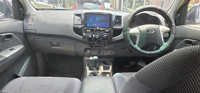 2012 Toyota HILUX 2.5 G MY05 KUN25R FACELIFT II - 5