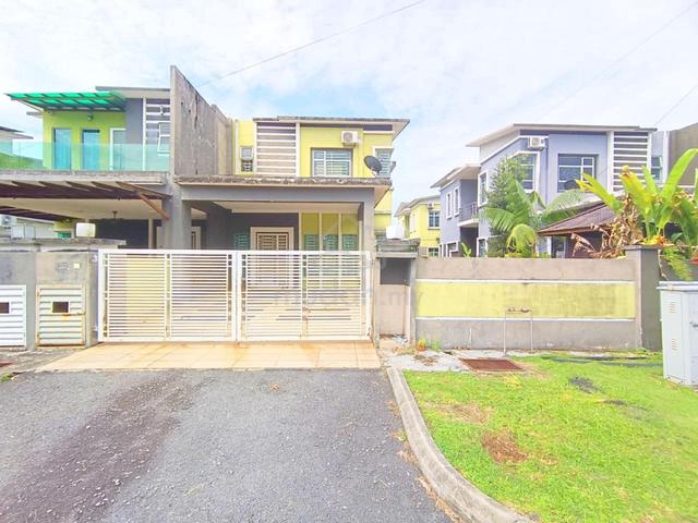 NON BUMI & GUARDED  2 Storey Semi D Warisan Puteri Sikamat Seremban 5