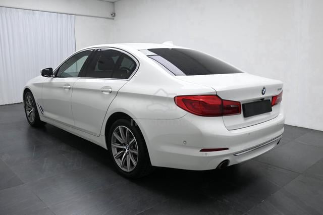 2020 Bmw 5 SERIES 2.0 20I LUXURY FSR 1-OWNER TIPTO - 4