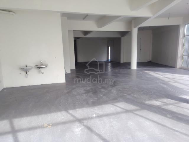 Corner1st floor Shop Office Kawasan Perniagaan Kiara Semenyih For Rent 1