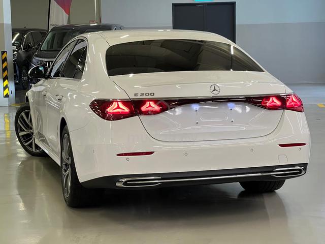 2025 Mercedes Benz E 200 2.0 AVANTGARDE MY24 W214 - 4
