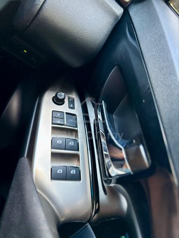 2017 Toyota INNOVA 2.0 G (A) - 5