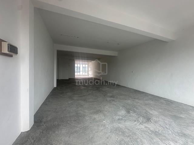 First Floor Shoplot , Kota Samarahan 1