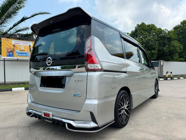 2018 Nissan SERENA 2.0 MILEAGE 17k F/L - 5