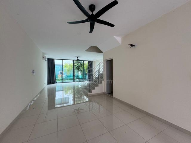 Brand New Xania Reflexion 3 StoreyTerrace in Bandar Nusaputra Puchong 1