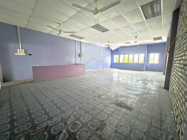 Shoplot for rent in Taiping 5
