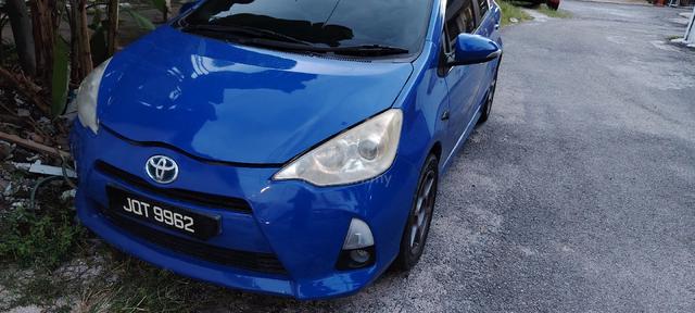 2012 Toyota PRIUS C 1.5 (HYBRID) (A) - 3