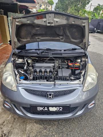 Honda Jazz 1.5 Vtec GD3 Ori CBU Thailand type s - 3