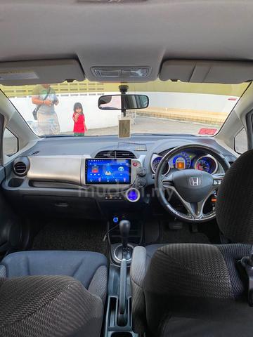2014 Honda JAZZ 1.3 HYBRID FACELIFT (A) - 4