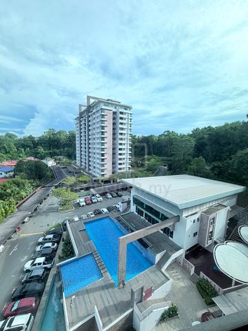 Master Bedroom @ Alam Damai | Floor to ceiling pool view | Corner Unit 1