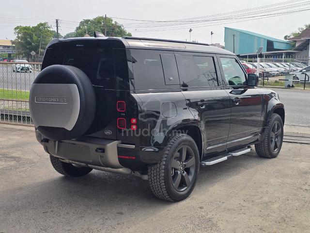 2023 Land Rover Defender 110 X-Dynamic HSE 3.0 - 5