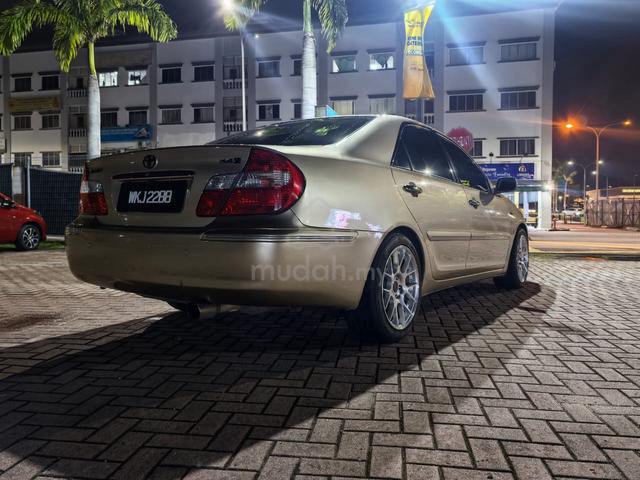 2002 Toyota CAMRY 2.4 V (A) - 4