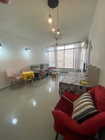 Taman Krystal 1