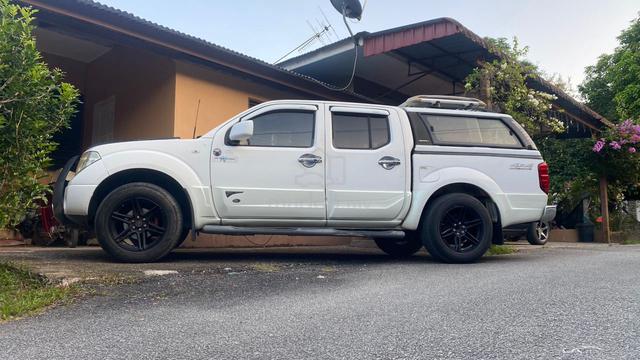 2011 Nissan NAVARA 2.5 COMFORT (M) - 4