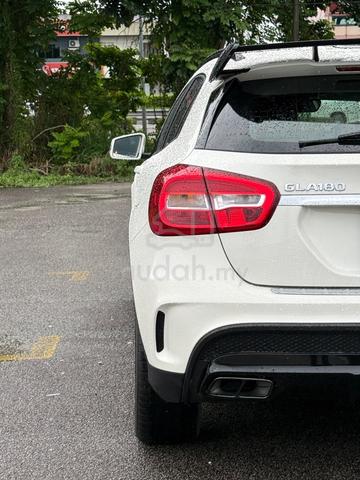 2017 Mercedes Benz GLA180 SE (CBU) 1.6 (A) - 4