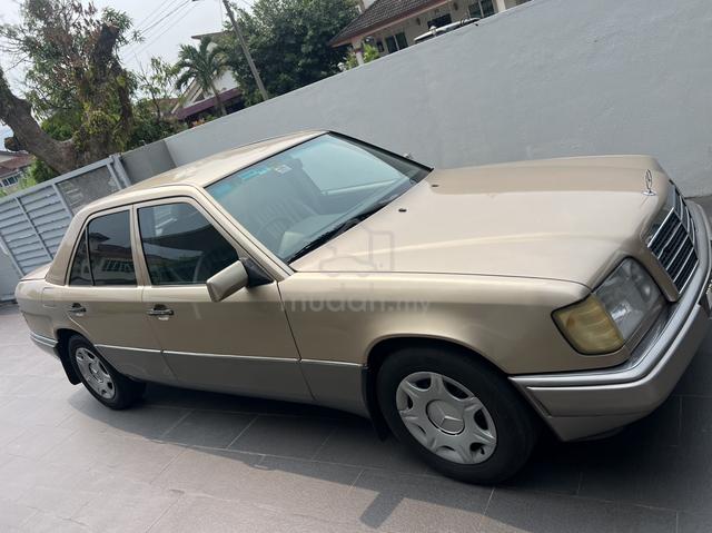 1994 Mercedes Benz E220 2.2 W124 (A) - 3