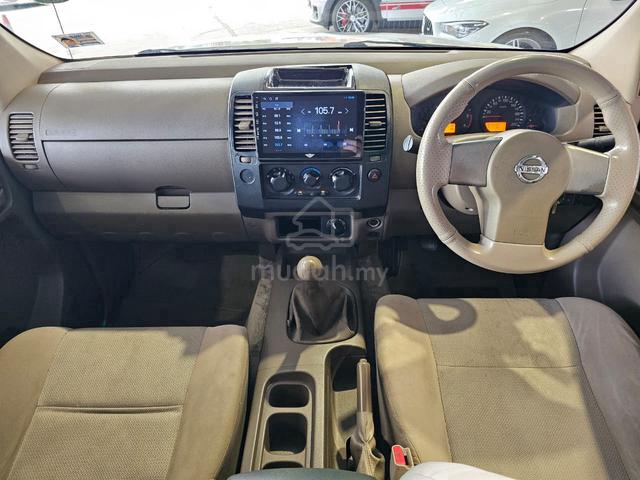 2010 Nissan NAVARA 2.5 SE 4X4 (M) REVERSE CAMERA - 3