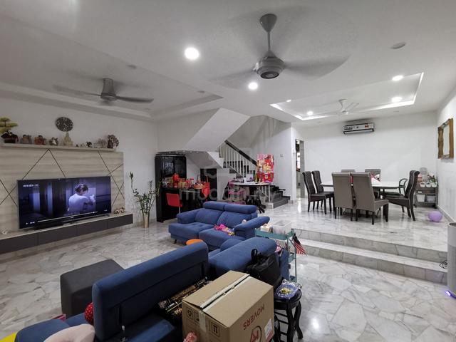 2 storey landed house (FREEHOLD WITH RENOVATION) 1