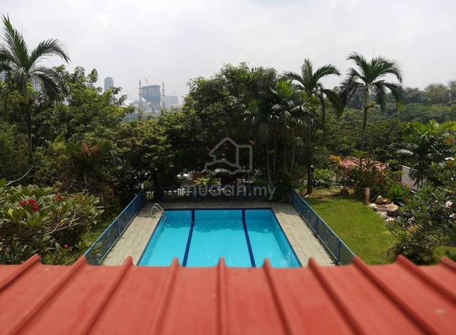 Bungalow House Bukit Tunku with Huge Land and Swimming Pool for RENT!! 1