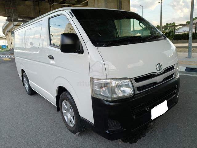 2011 Toyota Hiace 2.5 (M) Panel Van Diesel Engine - 1