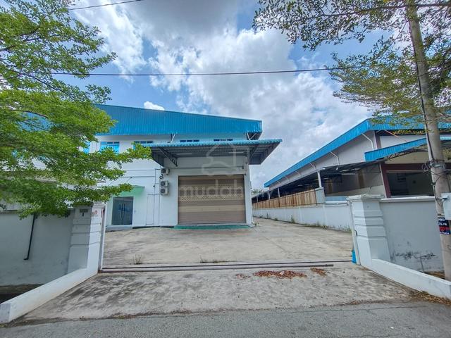 Muar Parit Bakar Semi D type factory 1