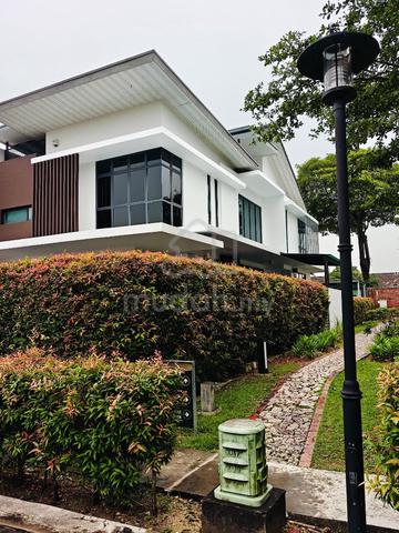 Permas Jaya Straits View Double Storey Semi Detached House 1
