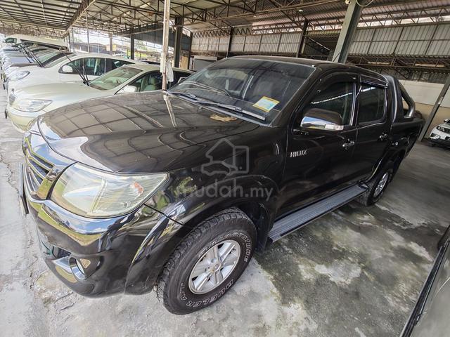 2012 Toyota HILUX 2.5 G (A) - 4