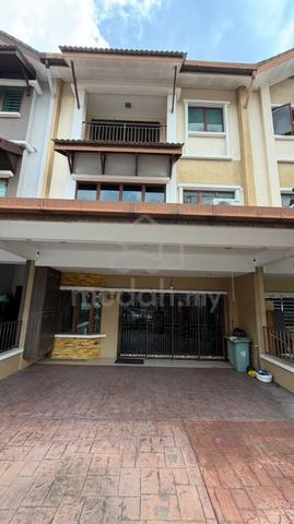 Taman Damai Jaya Selayang | 3 Storey Terrace | 5+1 Rooms 4 Baths 1