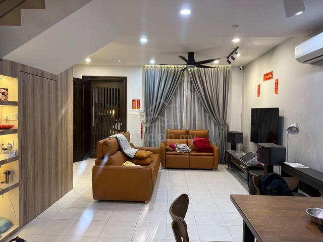 Fully renovated taman pulai mutiara 2 near tuas 1