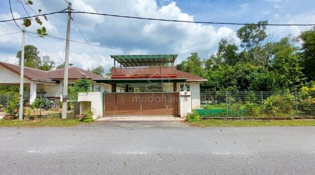 HUGE CORNER LAKE VIEW Single Storey Bungalow Mahkota Hills, Lenggeng 1