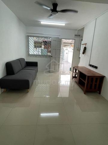 Double Storey Medium Cost Fully Furnished @ Damai Jaya Skudai 1